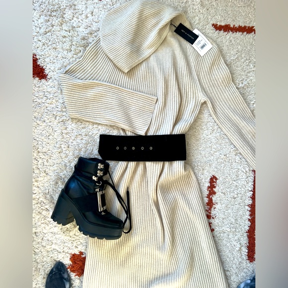 Theory Dresses & Skirts - THEORY brand new BNWT Wool and cashmere , hooded dress size S